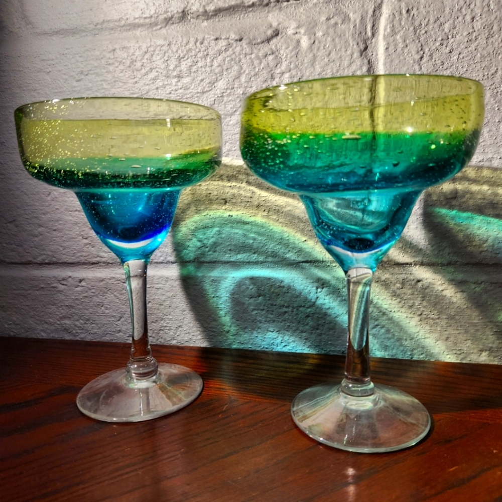 Pier 1 2 Yellow Green Blue Ombre Bubble Margherita Glasses Decor